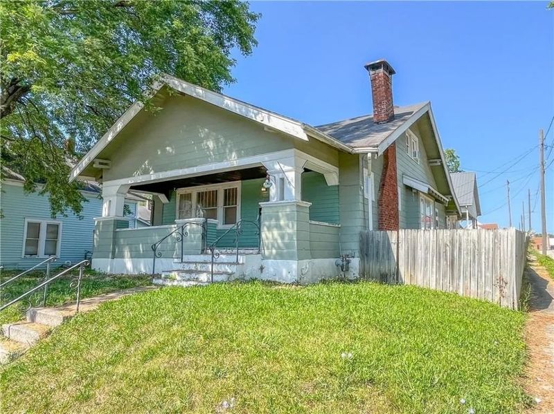 Small-Town Craftsman Bungalows