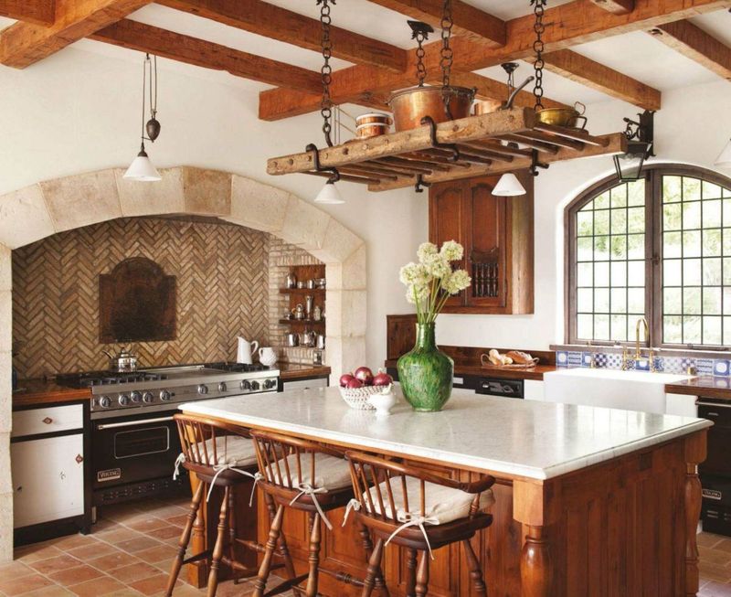Tuscan-Inspired Classic Kitchens