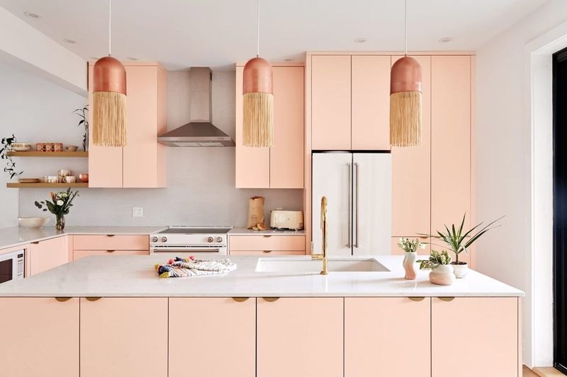 9 Underrated Paint Colors Designers Always Use In Kitchens (And 9 They Say To Stay Away From) - Decor Hint Warm Blush