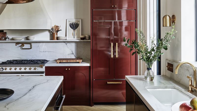 20 Outdated Kitchen Cabinet Styles Designers Say To Avoid - Decor Hint Overly Glossy Finishes