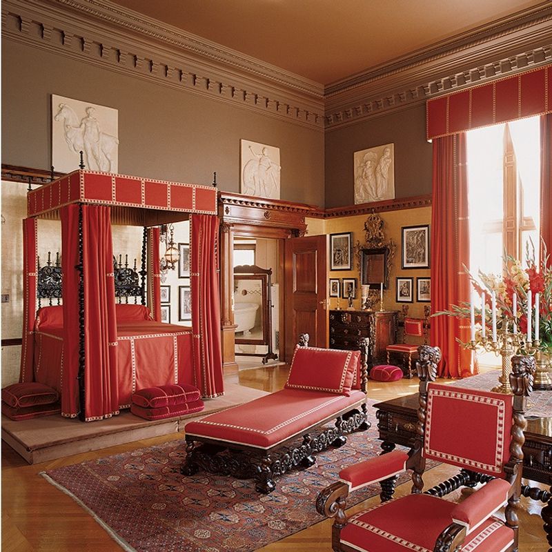 Tour The Biltmore Estate In North Carolina - Decor Hint George Vanderbilt's Bedroom
