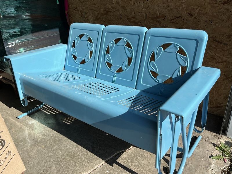 Vintage Finds That Show Kansas Furniture Trends Never Go Out Of Style - Decor Hint Wrought Iron Porch Gliders