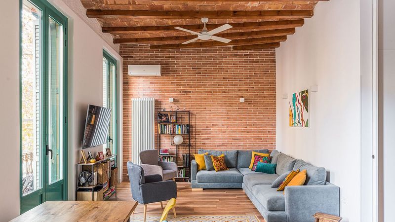 28 Industrial Decorating Ideas For The Whole House - Decor Hint Exposed Brick Accent Wall