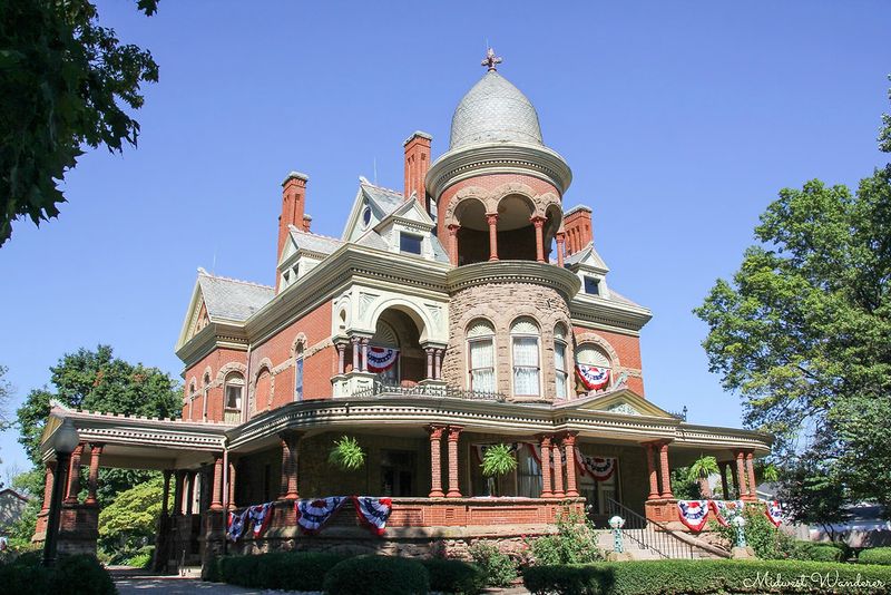 21 Historic Mansions In Indiana That Preserve Their Classic Appeal - Decor Hint Seiberling Mansion