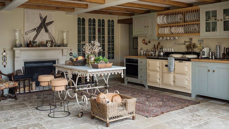 19 Differences Between A French Country Kitchen And An English Country Kitchen, Designers Explain - Decor Hint Furniture Integration