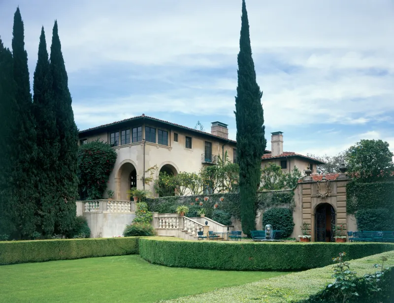 4 Old-Hollywood Mansions That Still Inspire And 3 That Didn't Age Well - Decor Hint Harold Lloyd Estate (