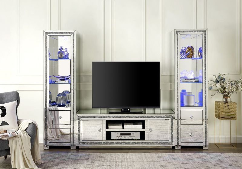 Mirrored furniture that adds visual noise