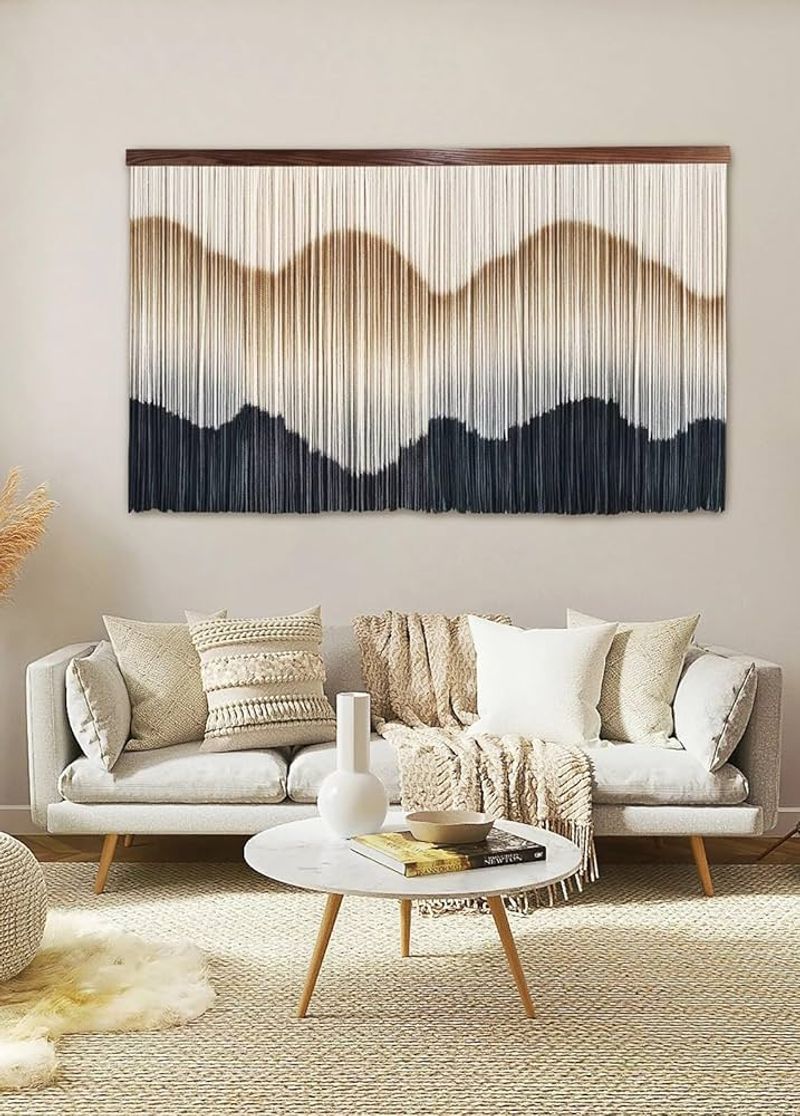 14 Wonderful Home Decor Ideas - Decor Hint Wall-Mounted Art or Tapestry