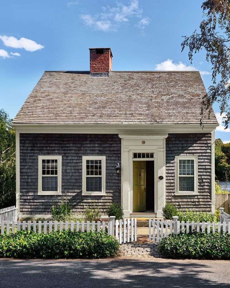 The Charm Of Cape Cod Houses 13 Things You Should Know - Decor Hint Shingle Siding Exterior