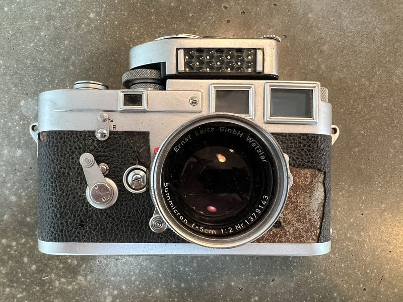 20 Types Of Antiques That Only Get More Valuable Over Time, According To Professionals - Decor Hint Vintage Cameras