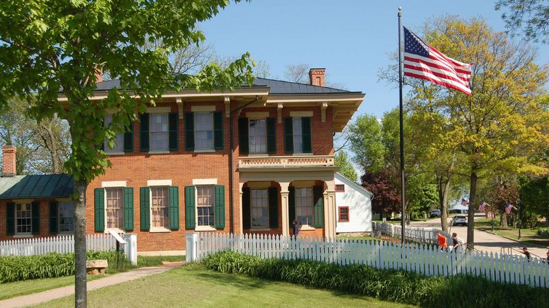 Architectural Style Of The Grant Home