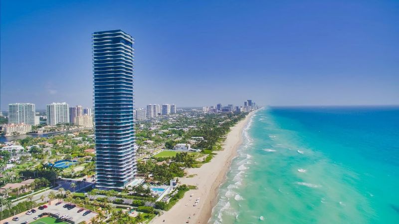 These 23 Mansions Are Breaking Price Records Especially In Beverly Hills And Miami - Decor Hint Sunny Isles Penthouse