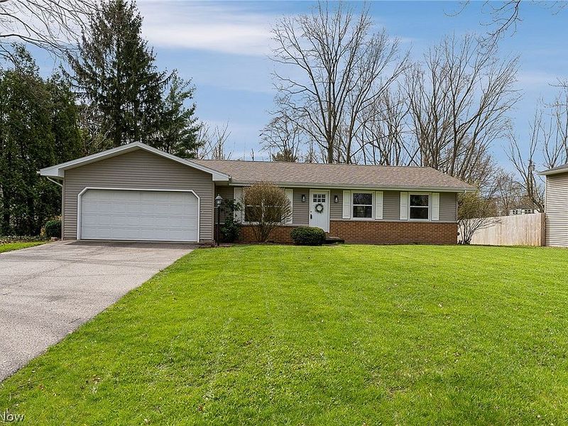 By 2030 18 Classic Home Designs Will No Longer Exist In States Like Ohio & Michigan - Decor Hint Ranch with Attached Garage