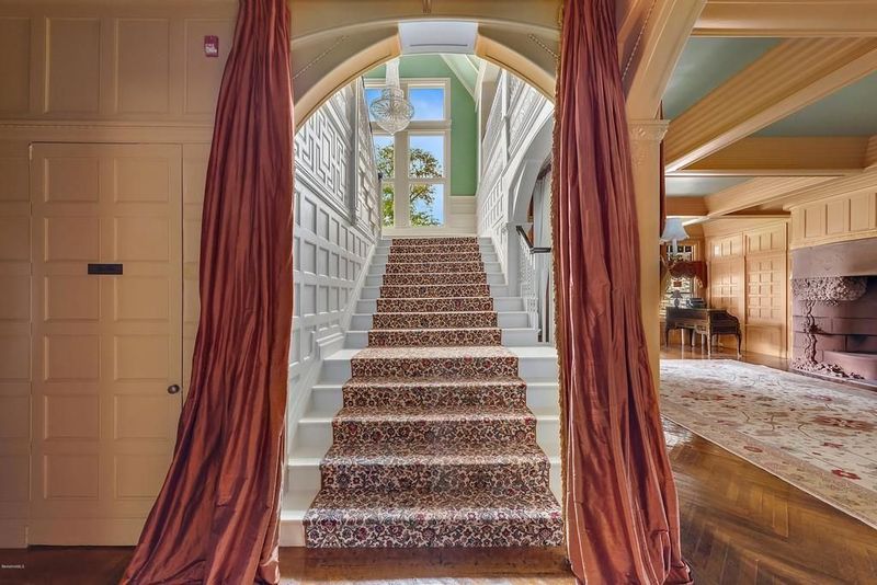 The Grand Staircase: Engineering Marvel And Social Stage
