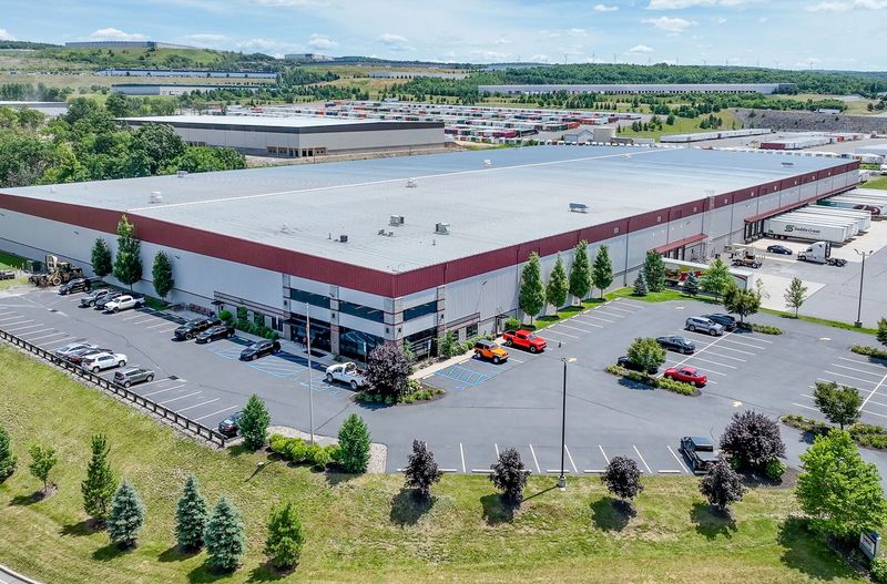 10 Types Of Pennsylvania Homes That Could Drop In Value By The End Of 2025 - Decor Hint Properties Near Major Highways Or Industrial Zones