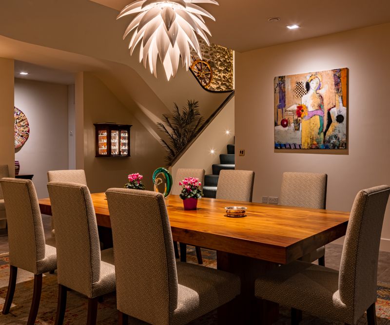11 Home Styling Mistakes That Happen More Often Than You Think - Decor Hint Inadequate Lighting Layers