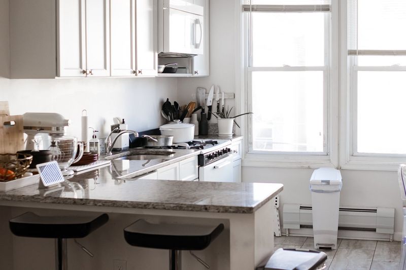 8 Kitchen Features That Drag Down Your Indiana Home's Style (Plus 7 That Instantly Boost It) - Decor Hint Cluttered Countertops