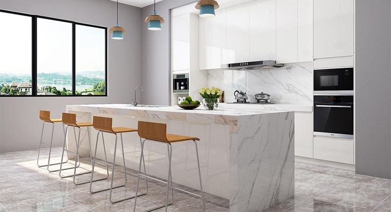 11 Country-Inspired Trends That Are Replacing Farmhouse Kitchens And 5 We Don't Wanna See In Their Place - Decor Hint Glossy White Cabinets