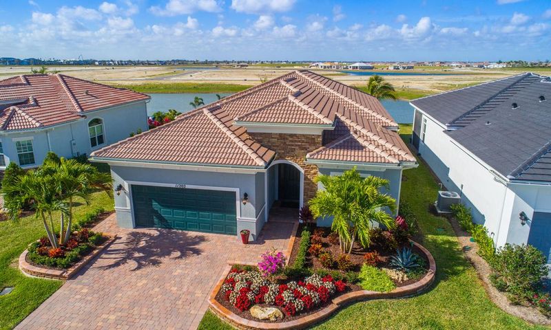 17 Most Affordable Types Of Homes For A Dream Retirement - Decor Hint Condo Unit