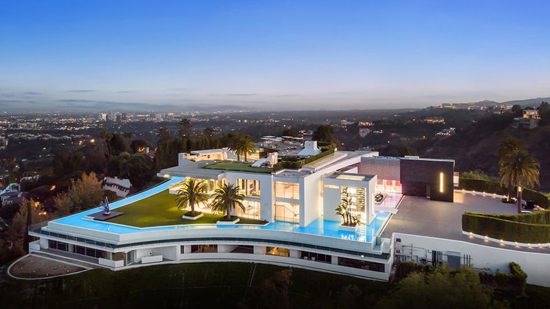 10 Biggest Houses That You Will Find In The US - Decor Hint The One: Bel Air's Modern Marvel
