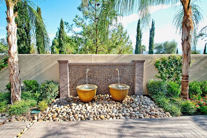 13 Tucson DIY Projects Everyone's Trying This Weekend And 2 That Just Don't Catch On - Decor Hint Building Cinder Block Planters