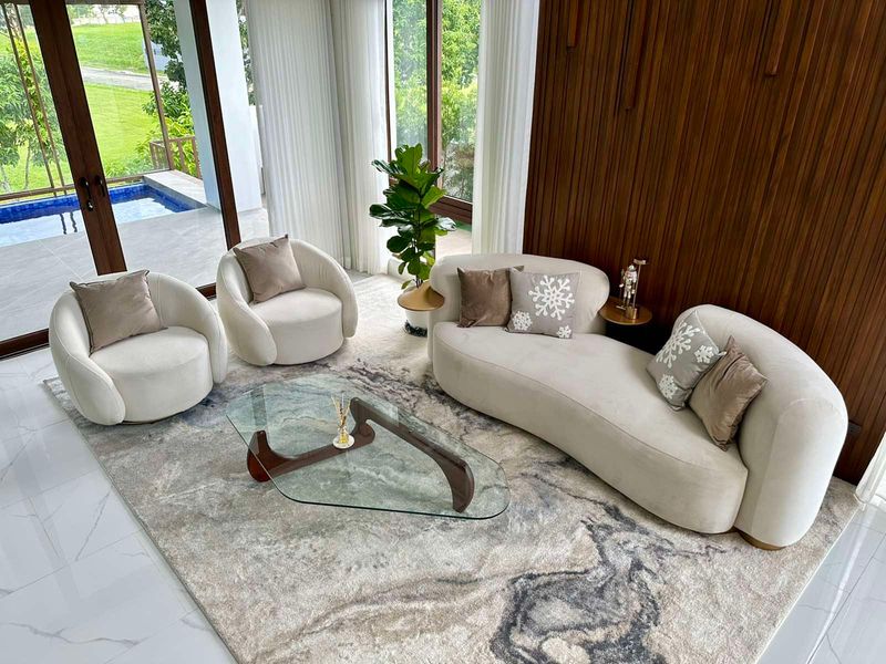 Buying Rugs That Are Too Small