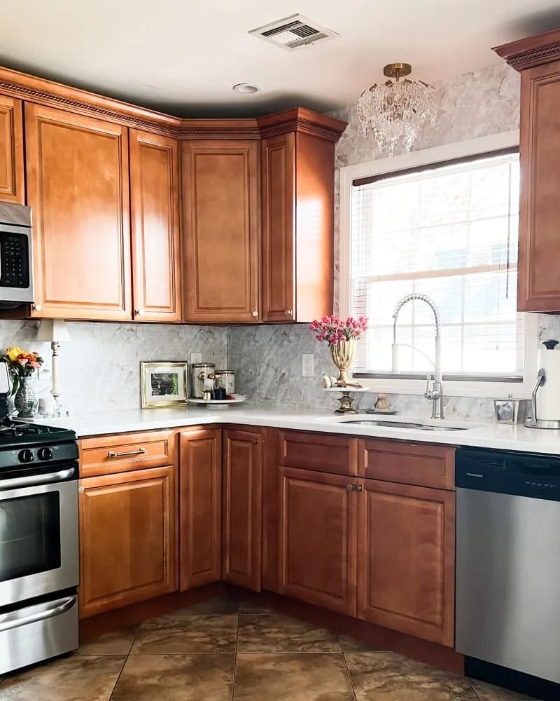 From Colors To Layouts 15 Kitchen Details Turning Away Buyers In Dallas - Decor Hint Dark Cherry Cabinets