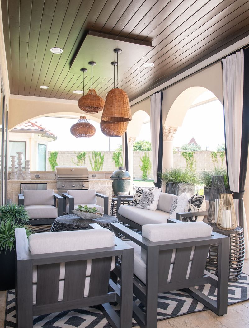 13 Home Staging Techniques Used In Hawaii That Can Transform A Room Quickly - Decor Hint Create Defined Outdoor Entertaining Zones
