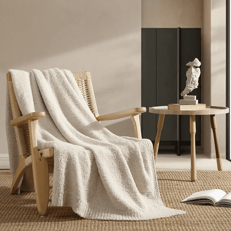 18 Desk Setup Tips For Better Work-Life Balance - Decor Hint Keep a Soft Throw Blanket Over Your Chair