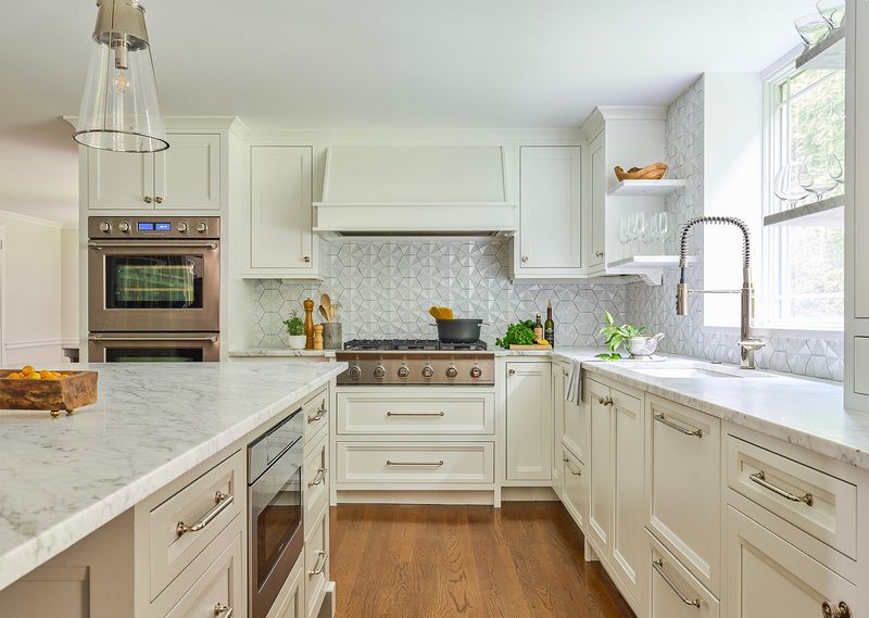 3 Kitchen Colors Designers Say You Should Try In Irwin Homes + 5 More Picks That Always Work - Decor Hint Classic White