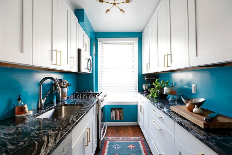 Tiny, Closed-Off Kitchens Are History