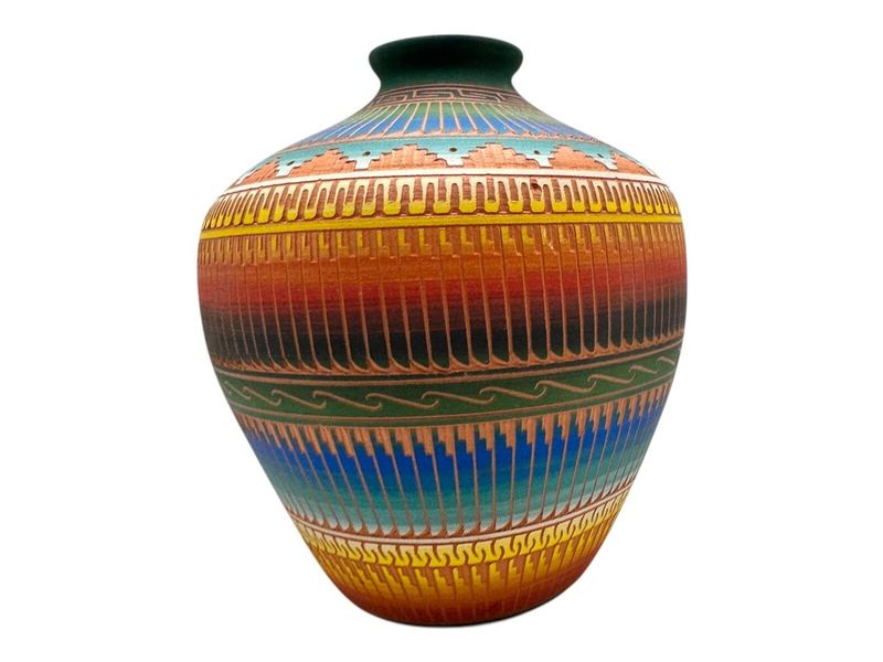 How Indiana Homes Are Using Desert-Inspired Designs In Unexpected Ways - Decor Hint Handcrafted Pottery Collections Showcase Southwestern Art