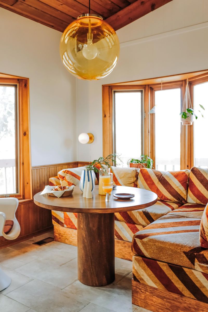 Step Back In Time With 27 Retro Kitchen Styles Straight From The 1970s - Decor Hint Breakfast Nooks with Booth Seating