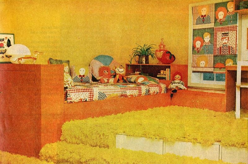 10 Stylish Retro Decor Pieces Back In Style And 6 You Should Still Avoid - Decor Hint Shag Carpets