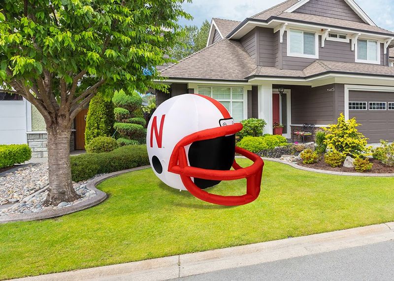 Nebraska's Neighborhoods Are Loving These 10 Outdoor Space Ideas - Decor Hint Cornhusker Game Day Zones
