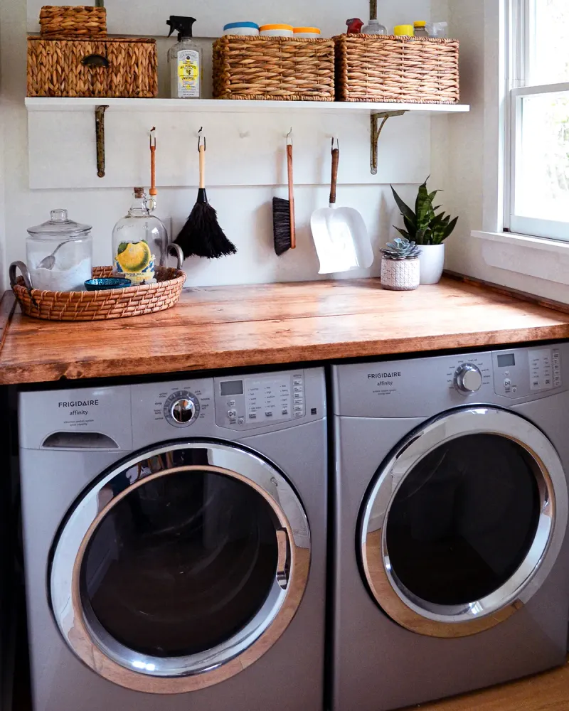 13 Affordable DIY Laundry Room Makeover Ideas And Guide - Decor Hint Foldable Counter