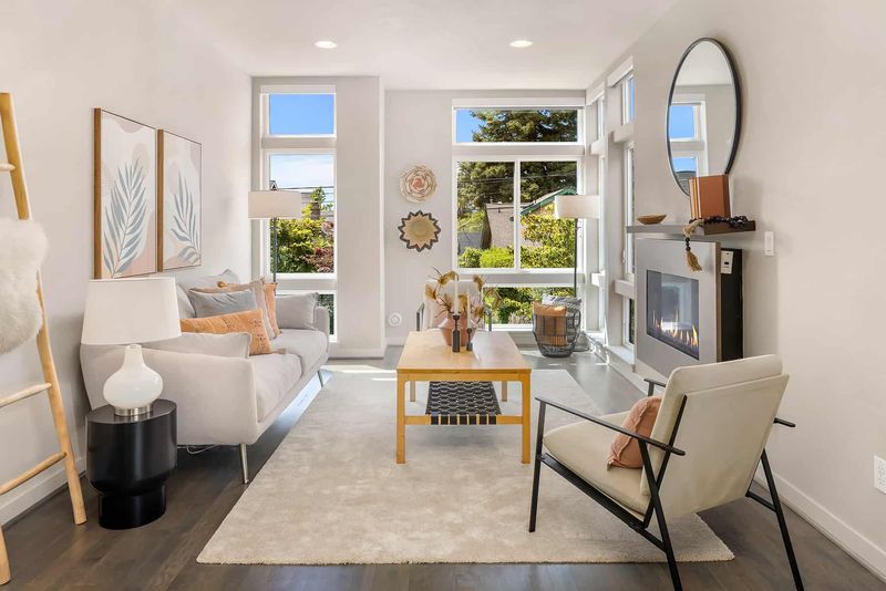 10 Common Home Staging Mistakes That Waste Your Time And Don't Improve Rooms - Decor Hint Hiding Your Personal Photos