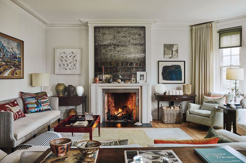 26 Living Room Design Tweaks That Feel Custom (But Aren't Pricey) - Decor Hint Create Symmetry With Mismatched Finds