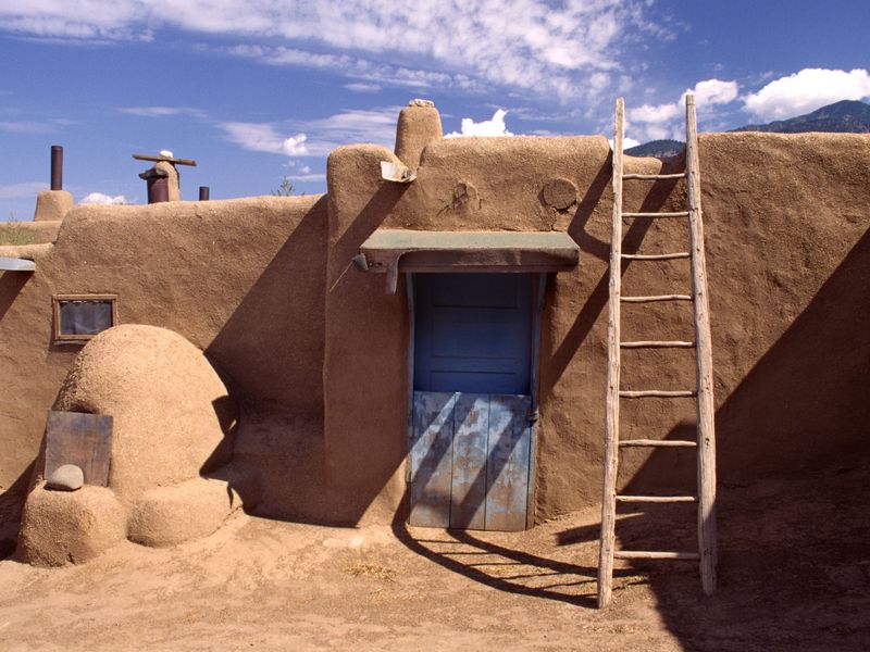 These 13 Home Decor Elements Are Purely New Mexican - Decor Hint Adobe Walls