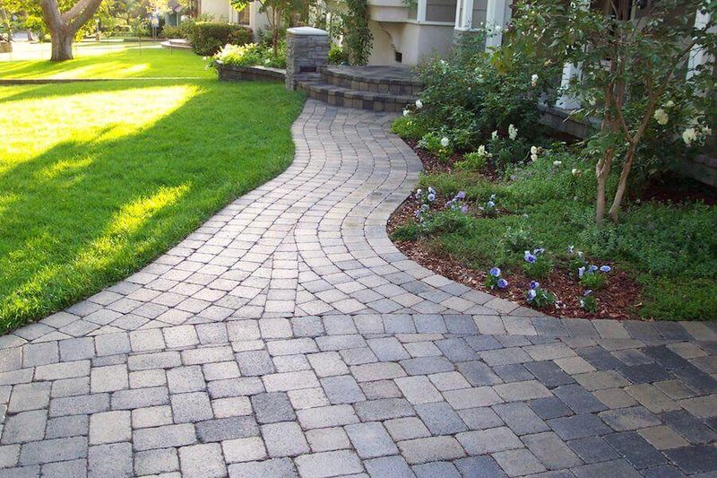 Smart Exterior Design Tips To Help Your Home Stand Out From The Rest - Decor Hint Design A Defined Pathway