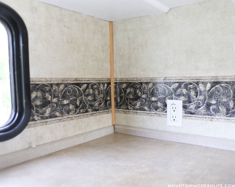 Wallpaper Borders