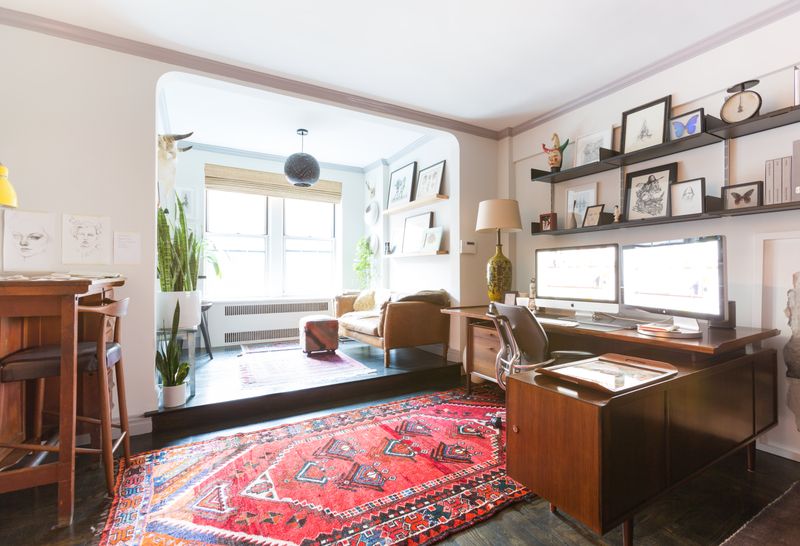 12 Rapid Fixes From NYC Stagers That Make Any Space Look Better - Decor Hint Three-Layer Lighting for Ambiance