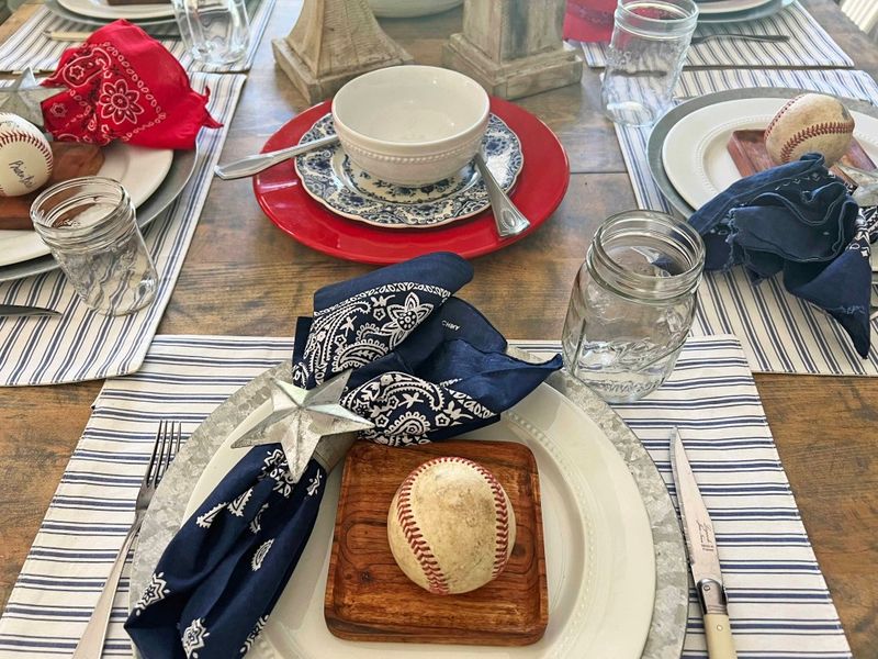 Bandana Table Settings and Napkins