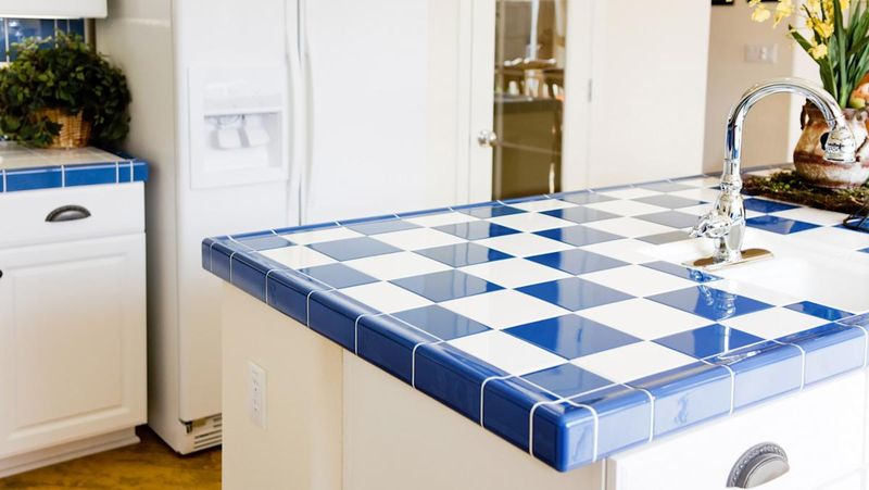 Designers Say These 34 Kitchen Features Are Always A Bad Idea - Decor Hint Tile Countertops with Grout Lines