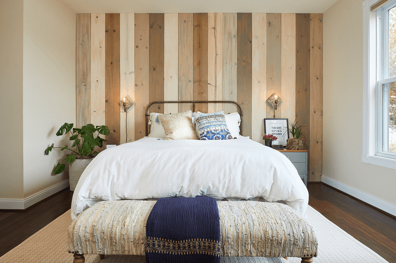 4 Southern-Chic Touches In Cary Homes That Are Trending Again (Plus 2 That Never Faded) - Decor Hint Distressed Wood Accent Walls
