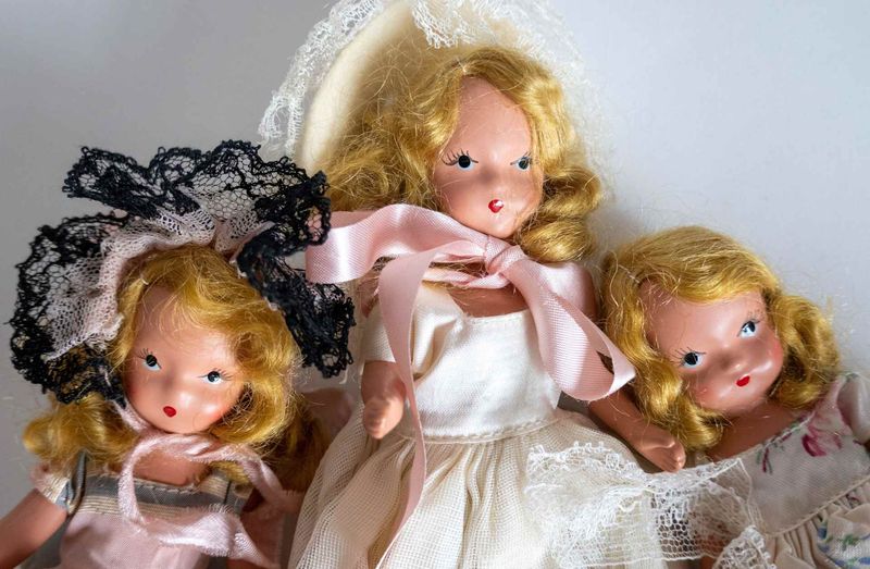 Score Big On 14 Rare 1900s Finds Discovered In Virginia's Dusty Attics - Decor Hint Porcelain Dolls And Toys