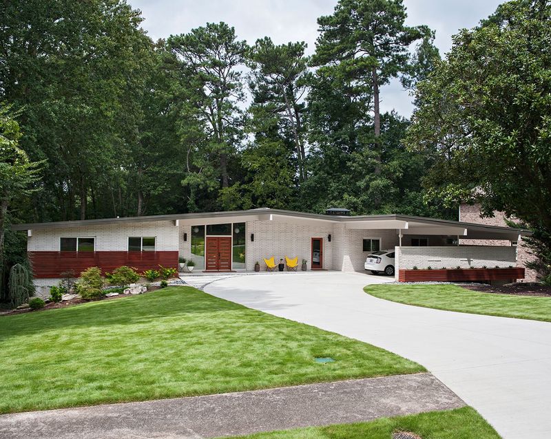 These 22 Home Types Could Be More Affordable By The End Of 2025 - Decor Hint Suburban Ranch Homes
