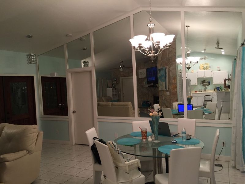 10 Outdated Florida Home Trends That Might Disappear Soon - Decor Hint Mirrored Walls