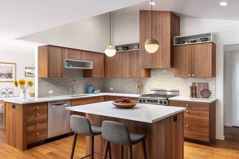 29 Innovative Kitchen Designs Everyone Will Copy Next Year - Decor Hint Invisible Range Hoods
