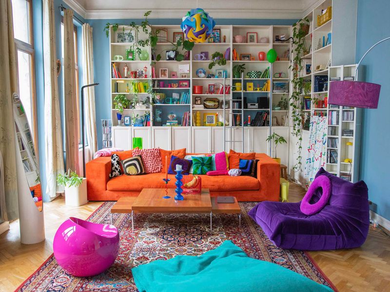 18 Reasons Your Living Room Feels Smaller Than It Is, According To Designers - Decor Hint Too Many Decorative Accessories